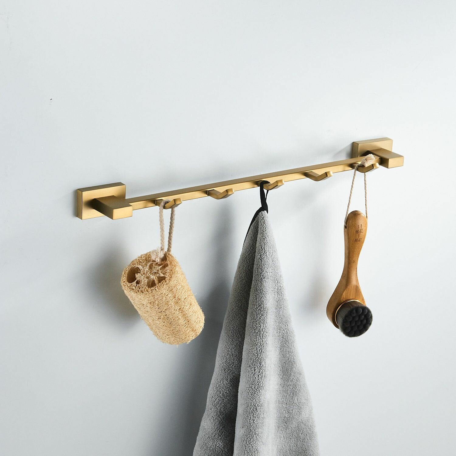 Планка с 5-ю крючками Shevanik SG5651G золотой сатин — фото 1