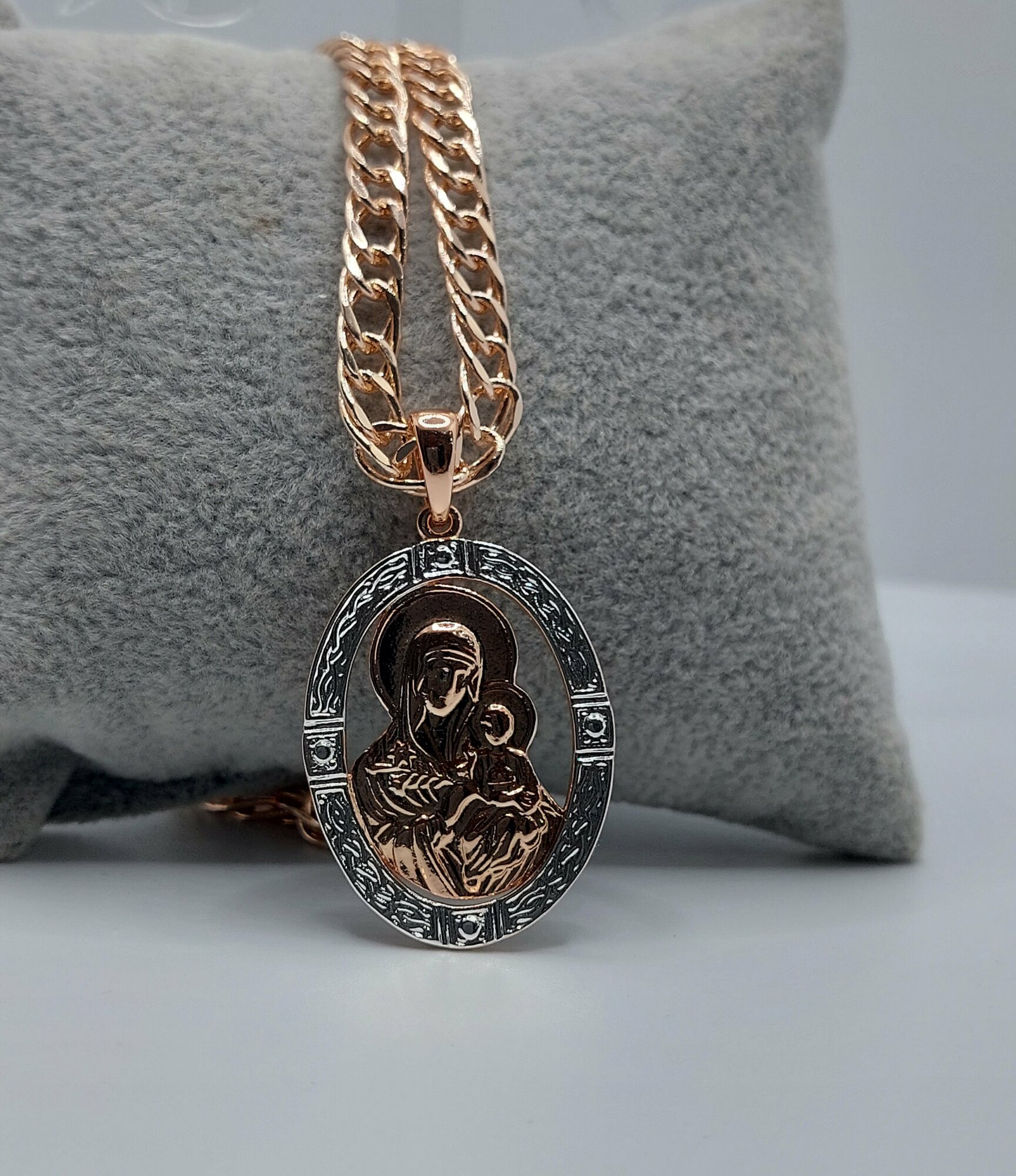 Колье XUPING JEWELRY, искусственный камень, длина 45 см, золотистый