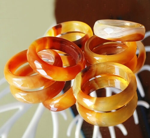 Кольцо Кольцо Агат Солнечный цельный камень с огранкой, мощный амулет и талисман, агат, размер 17.5, оранжевый