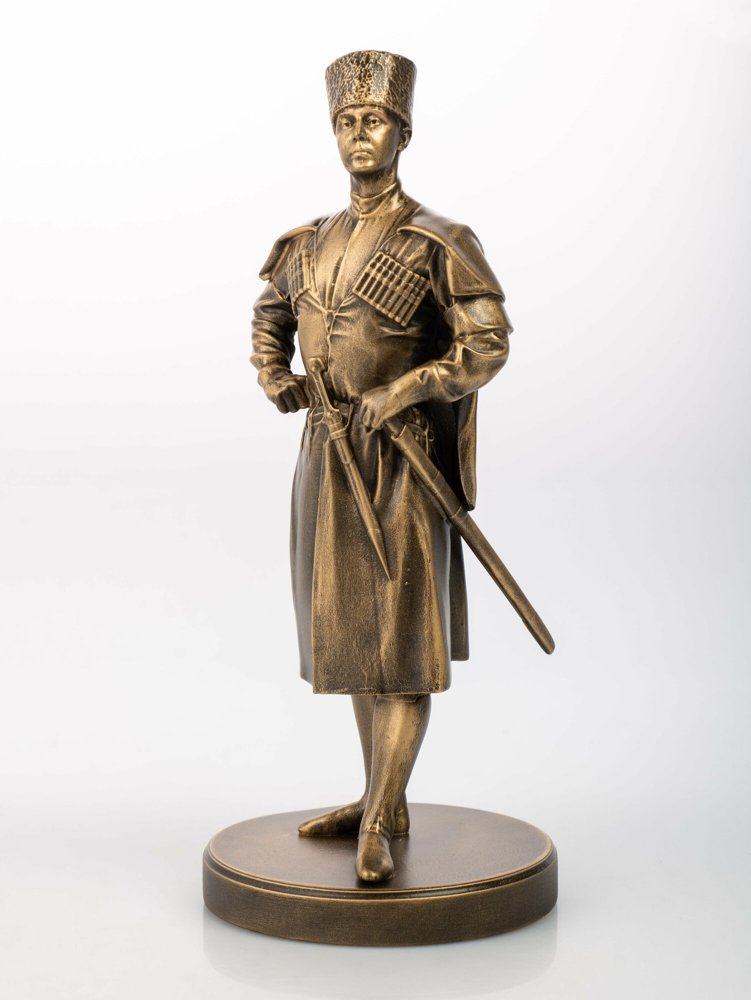 Статуэтка Адыг (черкес) 20 см, литьевой мрамор, цвет Патина Бронза