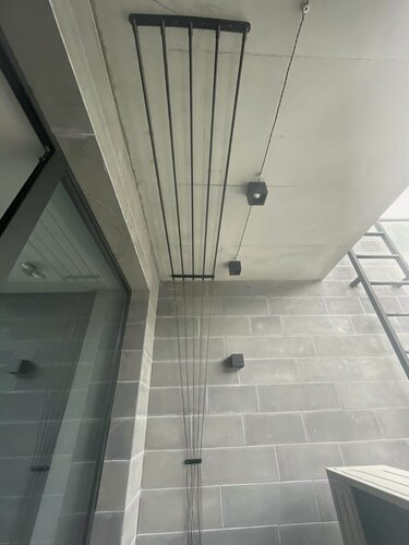 Изображение товара Сушилка для белья потолочная, черная, 100см,5 прутьев, навесная, алюминиевая. Беларусь.