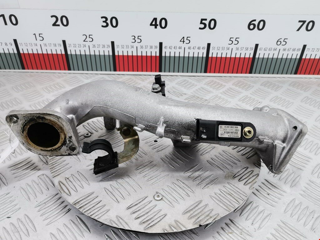 Патрубок интеркулера Nissan Primera P12 8200266762 арт. 1921368