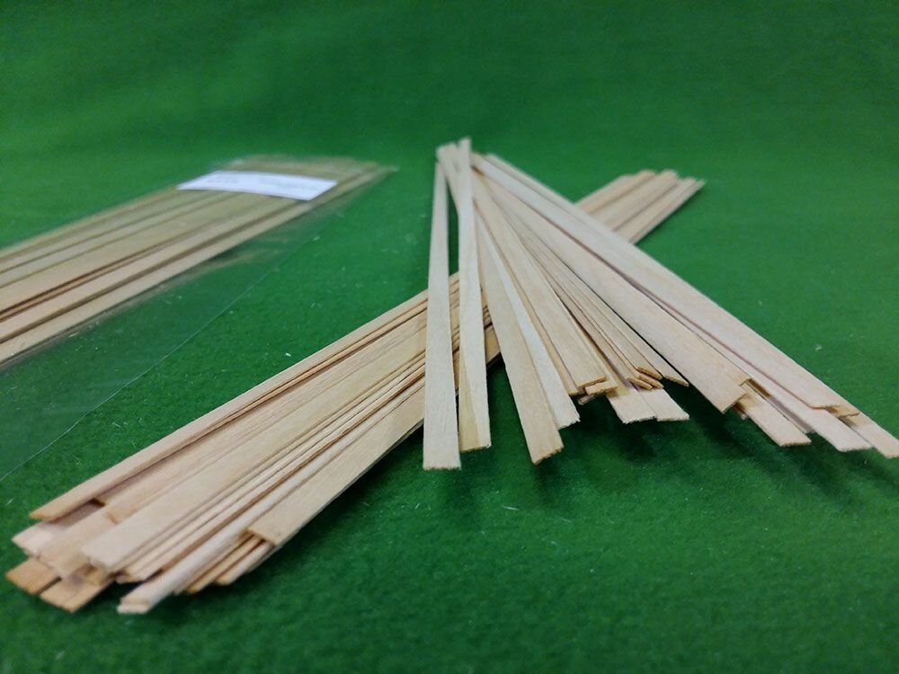 Деревянные рейки для моделизма из ольхи 0.6х5 мм (50 шт) длина 30 см