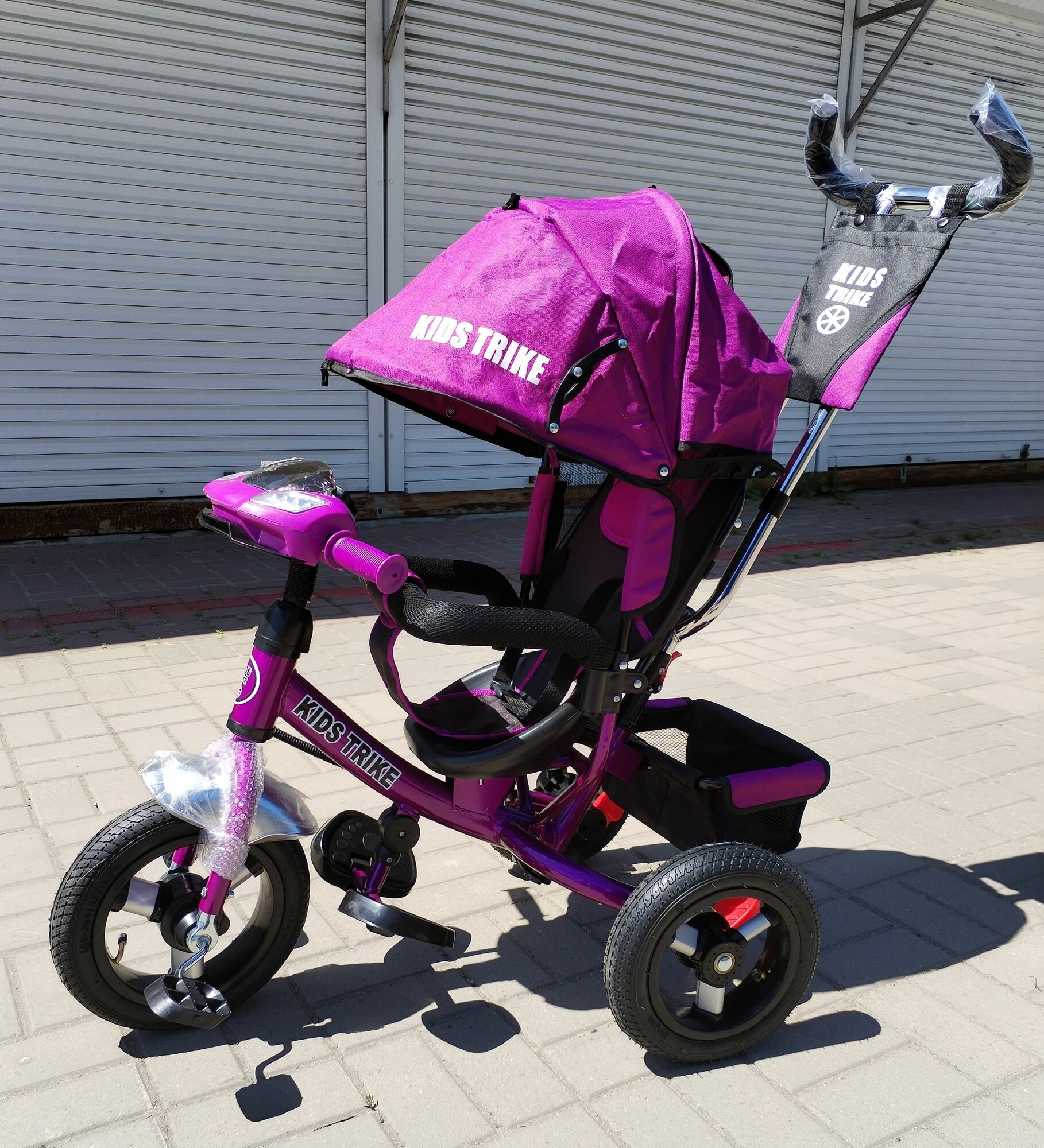 Детский трехколесный велосипед Kids Trike с музыкальной панелью