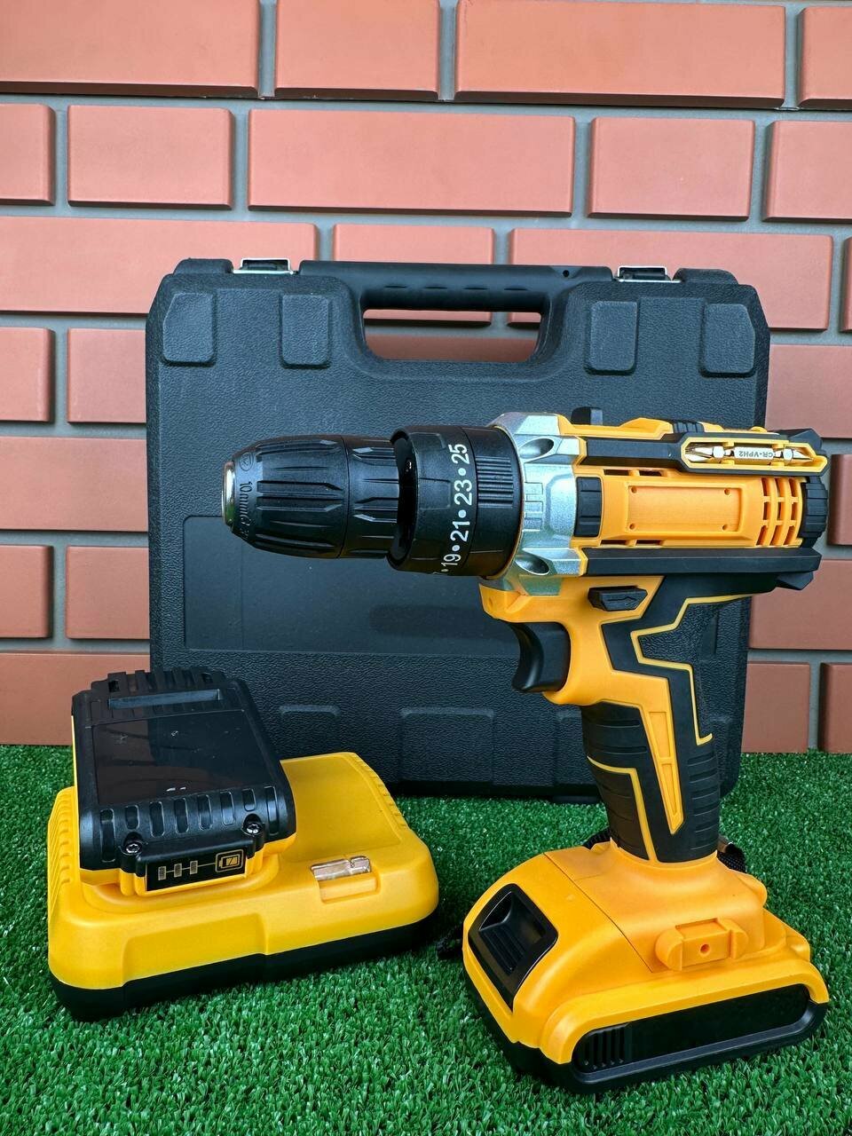 фото Шуруповерт аккумуляторный 21V, 2 АКБ, Дрель-шуруповерт с набором инструментов