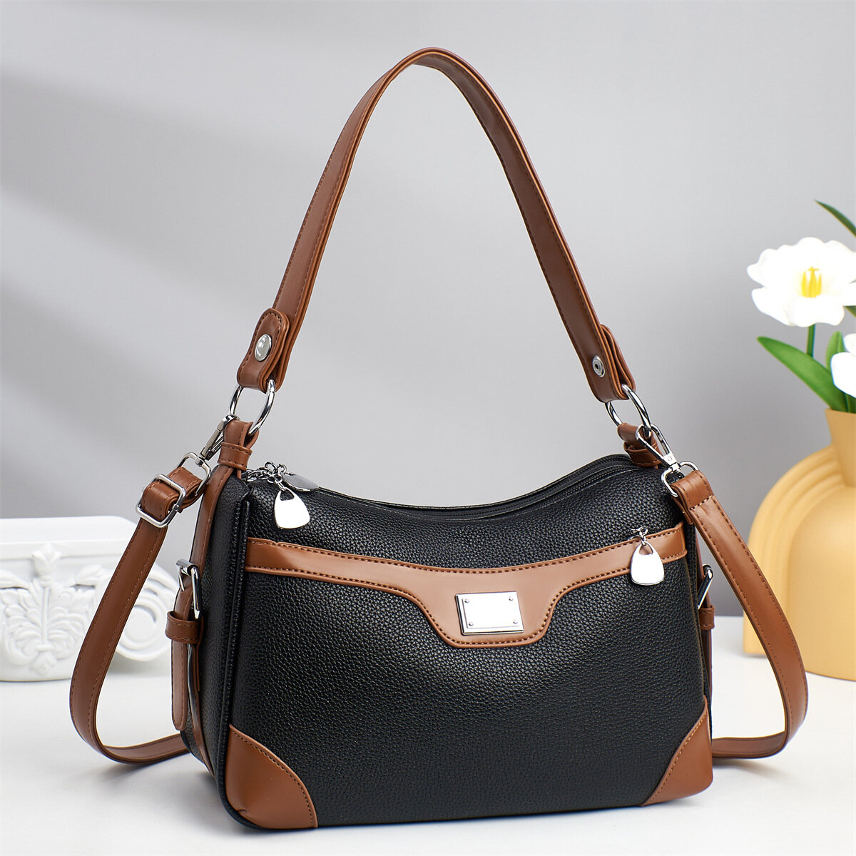 Вместительная сумка DX32300 в стиле мягкая кожа и универсальный дизайн