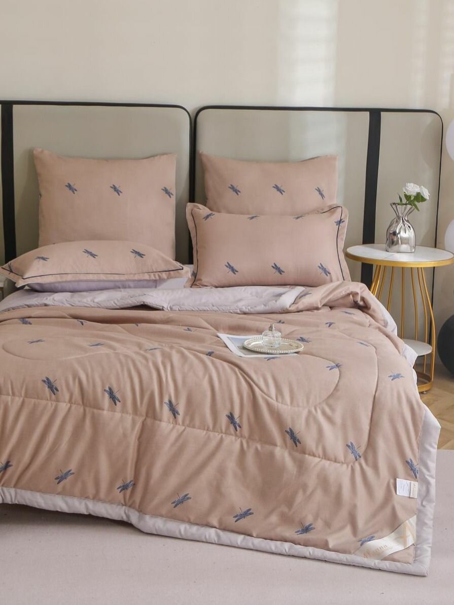 Постельное белье с одеялом евро сатин, простыня 220х240, наволочки 50х70 70х70 Alanna