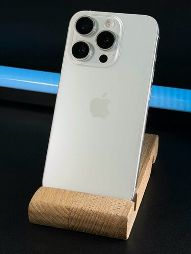 Изображение товара Смартфон Apple iPhone 15 Pro, 128gb, White Titanium, J, nano SIM + eSIM
