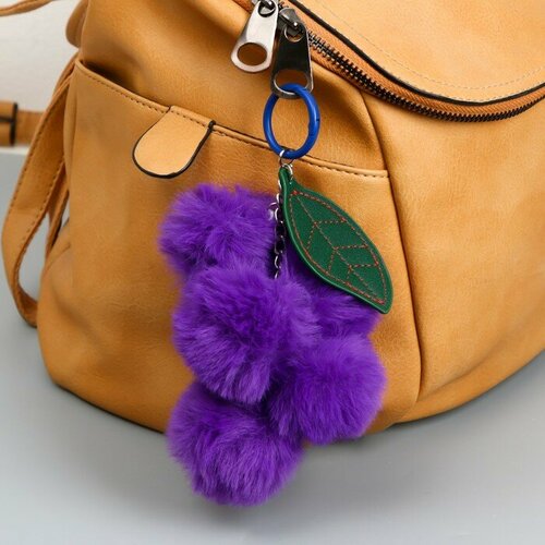 Пушистик на кольце Виноград с листочком фиолетовый 14 см 559₽