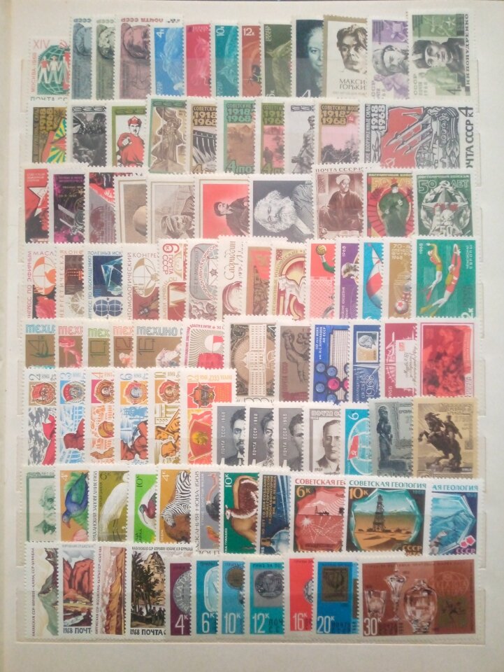 1968 Сол. 3594-3719 Полный годовой набор марок и блоков СССР( с стандартом).
