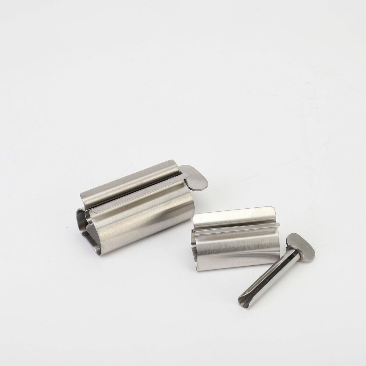 Набор прессов для зубной пасты (2 шт.) — фото 1