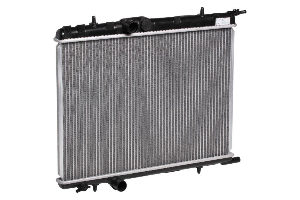 Радиатор охлаждения для автомобилей Peugeot 307/Citroen C4 (04-) 1.4/1.6i LRc 20F4 LUZAR
