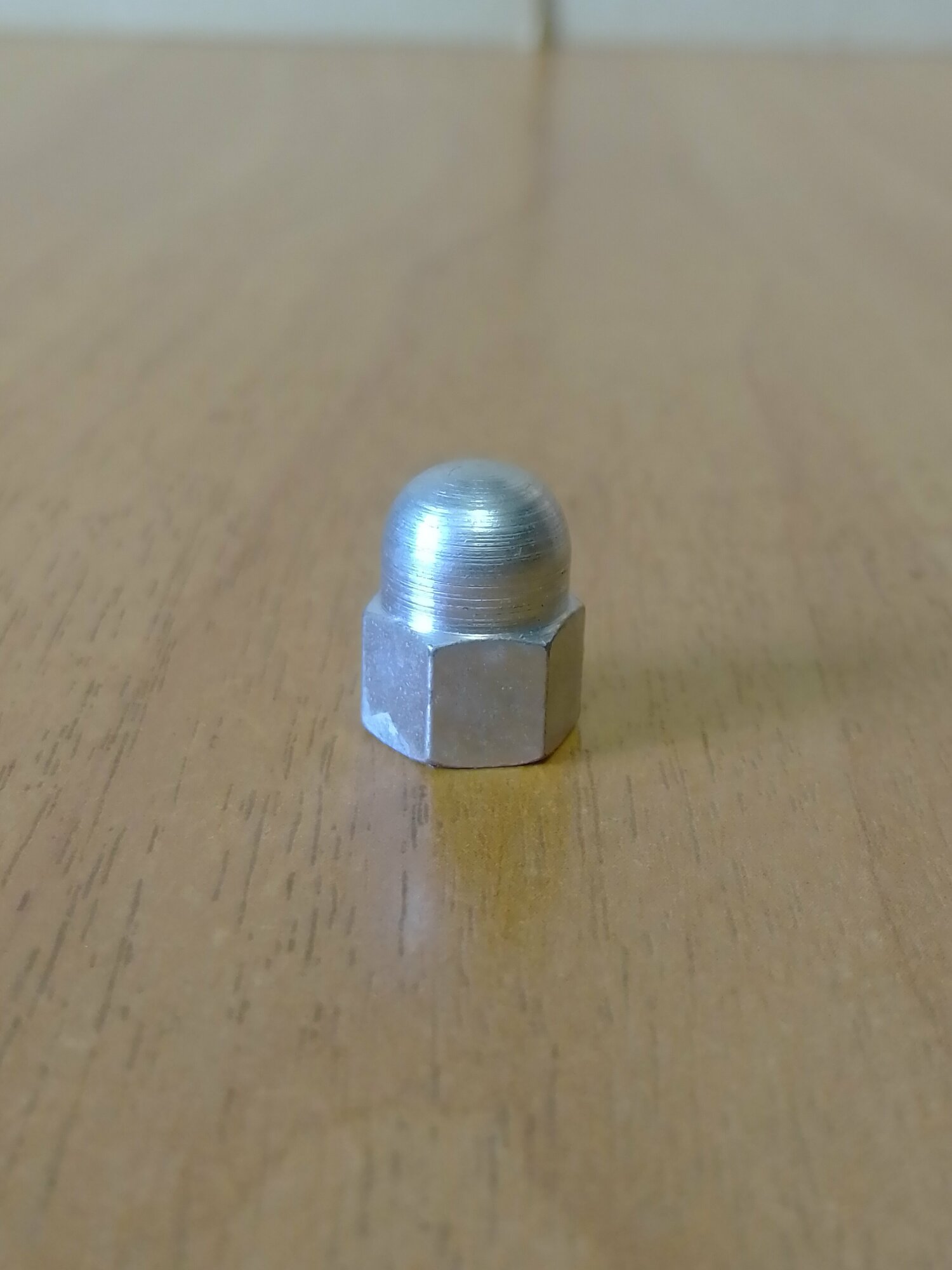 фото 2108-1003298. Гайка колпачковая М6х1 (клапанной крышки ВАЗ) для ВАЗ, ГАЗ, УАЗ, КАМАЗ и др. Россия, Белзан