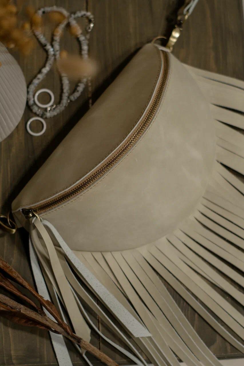 Сумка поясная  сумка в стиле Бохо с бахромой