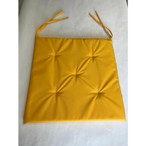 Подушка на стул или табурет нескользящая квадратная 40 см цвет желтый