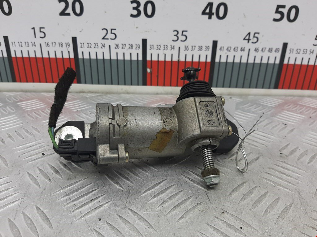 Моторчик открывания кузовного стекла Mercedes ML-Class (W163) A1638201442 арт. 2032345