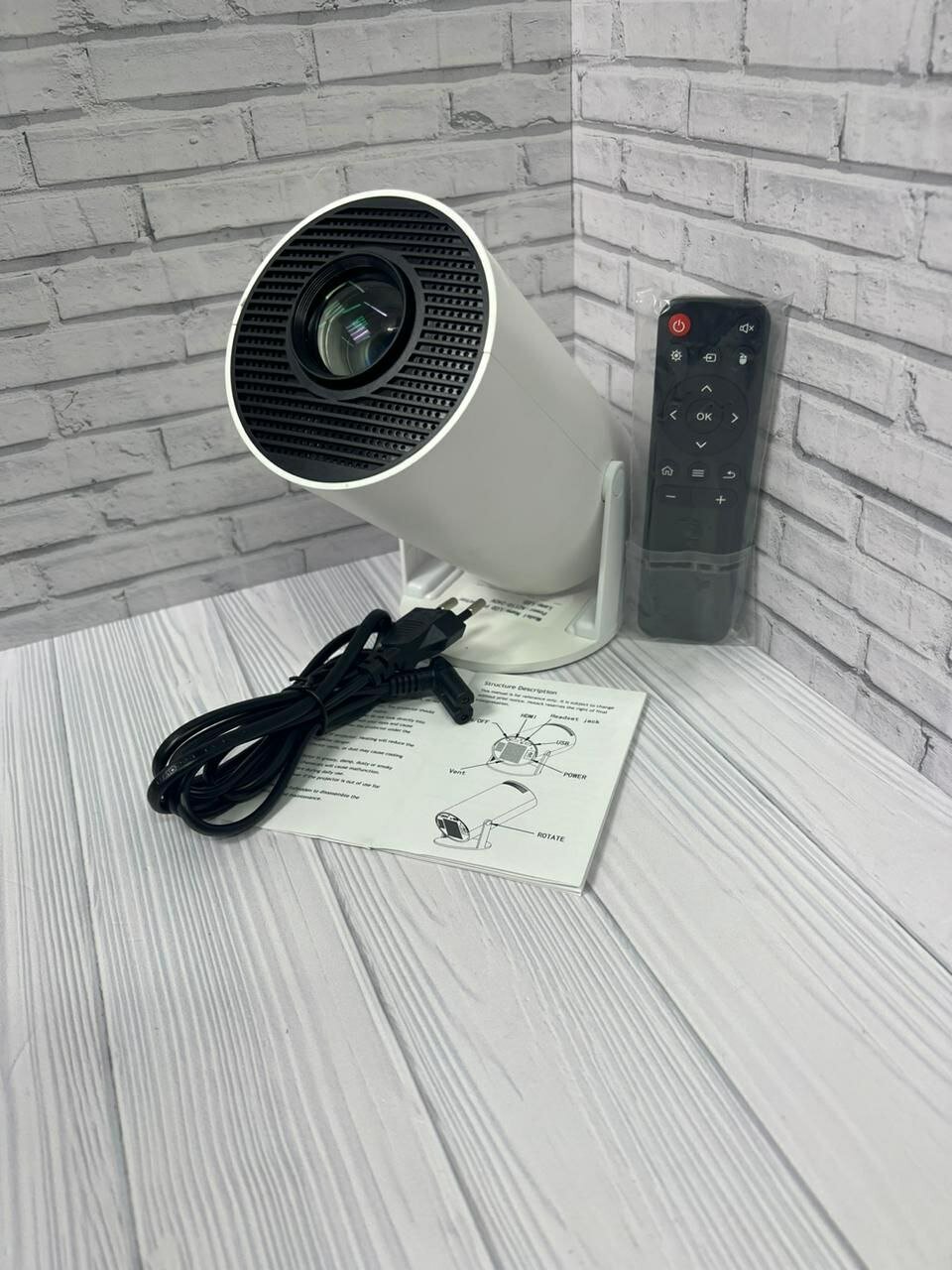 Мультимедийный лазерный проектор, мини проектор для фильмов с телефона на стену портативный HD, интерактивный, белый