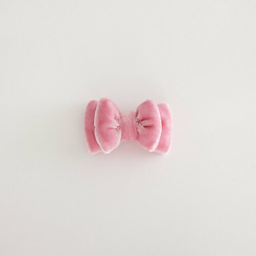 Маленький розовый бархатный бантик «Бабушкины Связи»