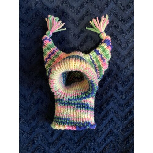 Шапка для собак мелких пород Мечта очень важно снимайте мерки с собаки а потом оформляйте заказ размер S окружность шеи 20-24 см пряжа акрил 949₽