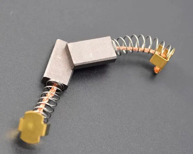 Щетка 35*10*17 мм для двигателя токарного станка графитовая щетка 35*10*18 мм угольная щетка детали и аксессуары для станков 2PCS