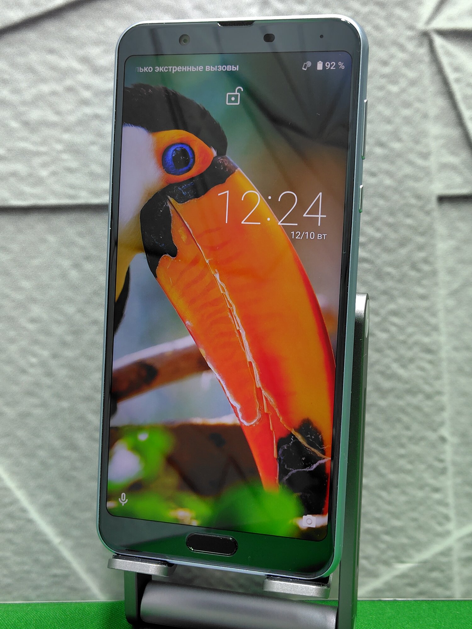Sharp Aquos Sense 3 Plus (6/64Gb) 1 SIM, Серебристый