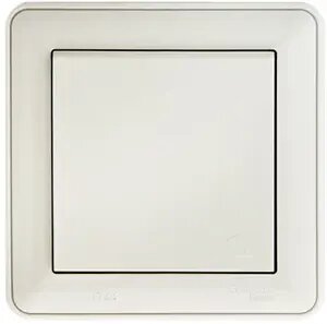 фото Розетка встраиваемая влагозащищенная Schneider Electric W59 с заземлением со шторками IP44 цвет белый