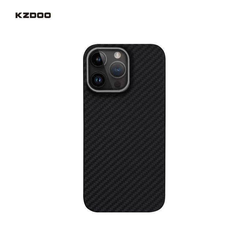 Чехол для iPhone 15 Pro Max KZDOO Keivlar / Противоударный кевларовый чехол айфона 15 Про Макс/ Карбон / Черный
