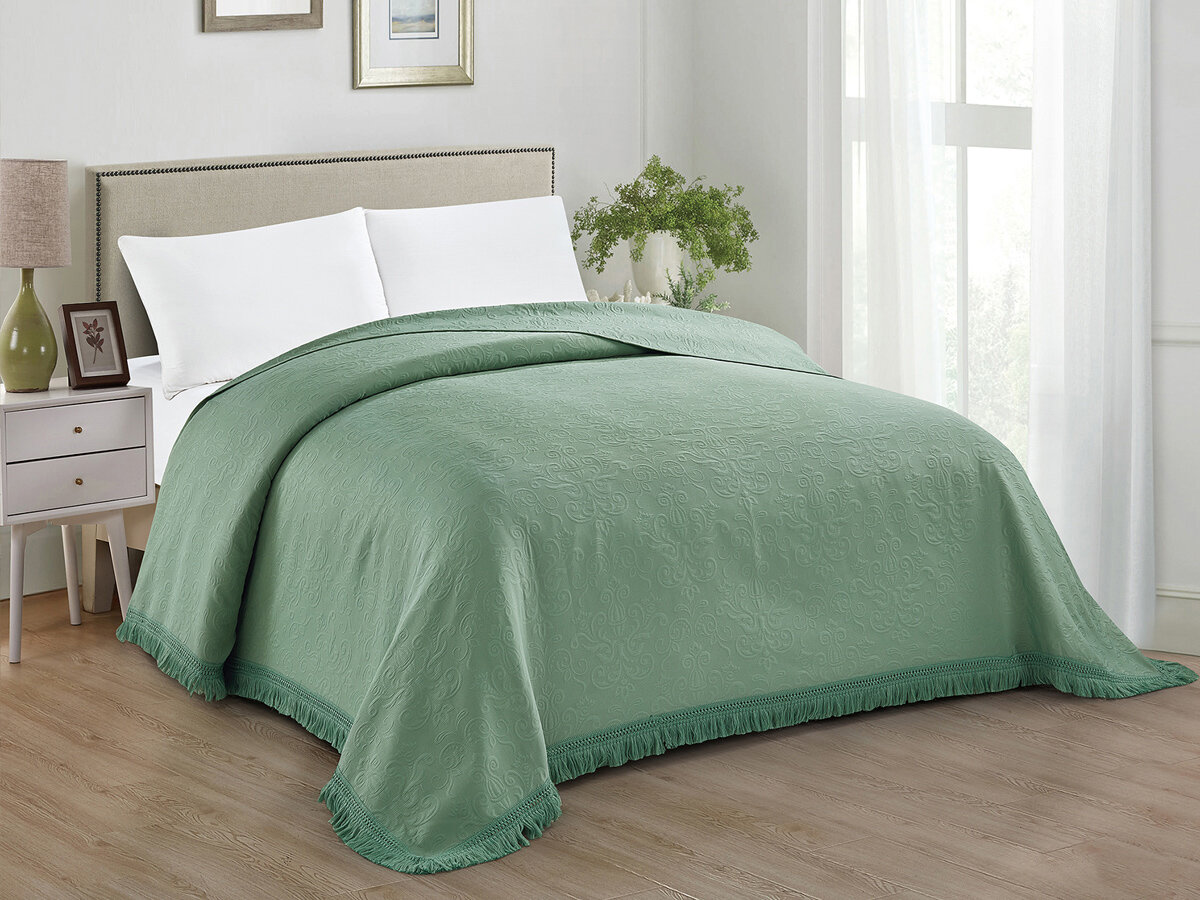 фото Покрывало однотонное 240х260 евро макси Cleo BOSQUA с бахромой