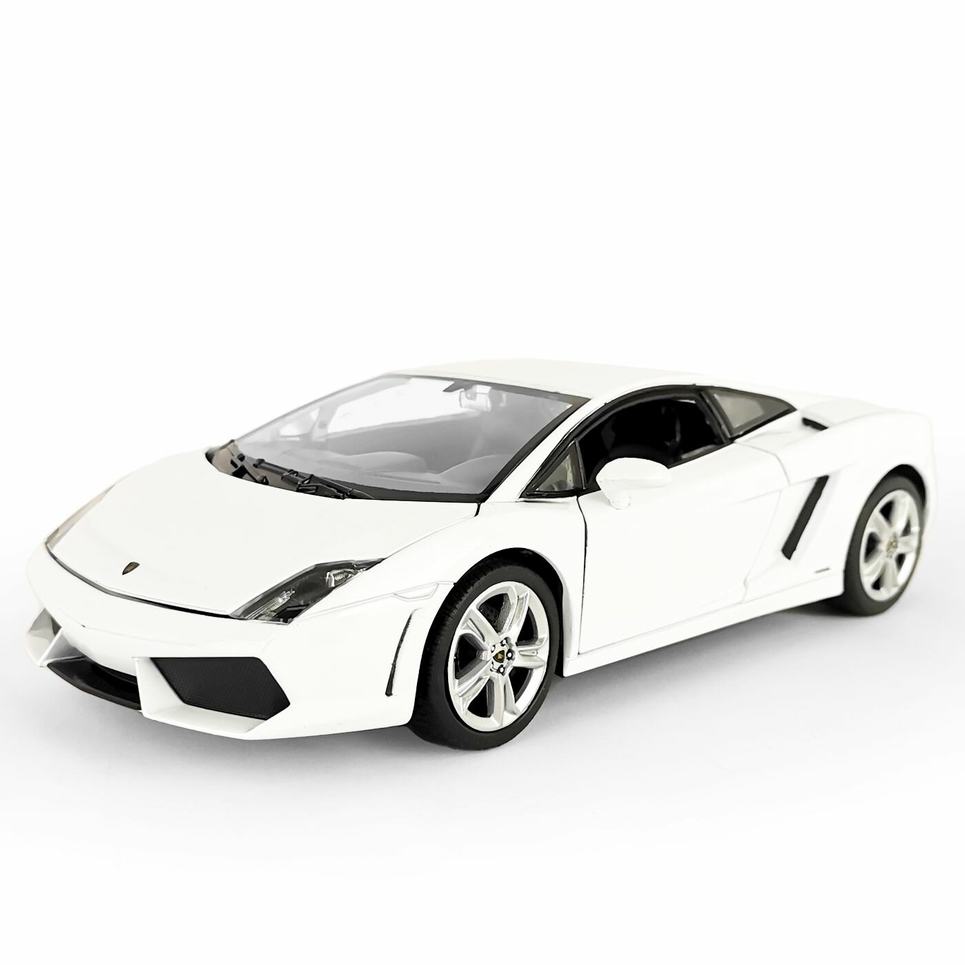 Машинка Welly 1:24 Lamborghini Gallardo белый - фото №1