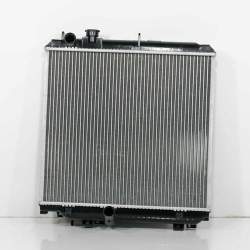 Радиатор двигателя TOYOTA DYNA, пластиковый, с заливной, в435*ш478 (без бачков), под АКПП, AUTODEPO