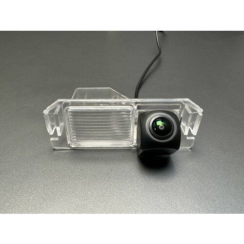 Камера заднего вида для Kia и Hyundai КиаХендай NaviFly CVBSAHD 1080P широкоугольная 170 градусов FishEye эффект рыбий глаз 1990₽