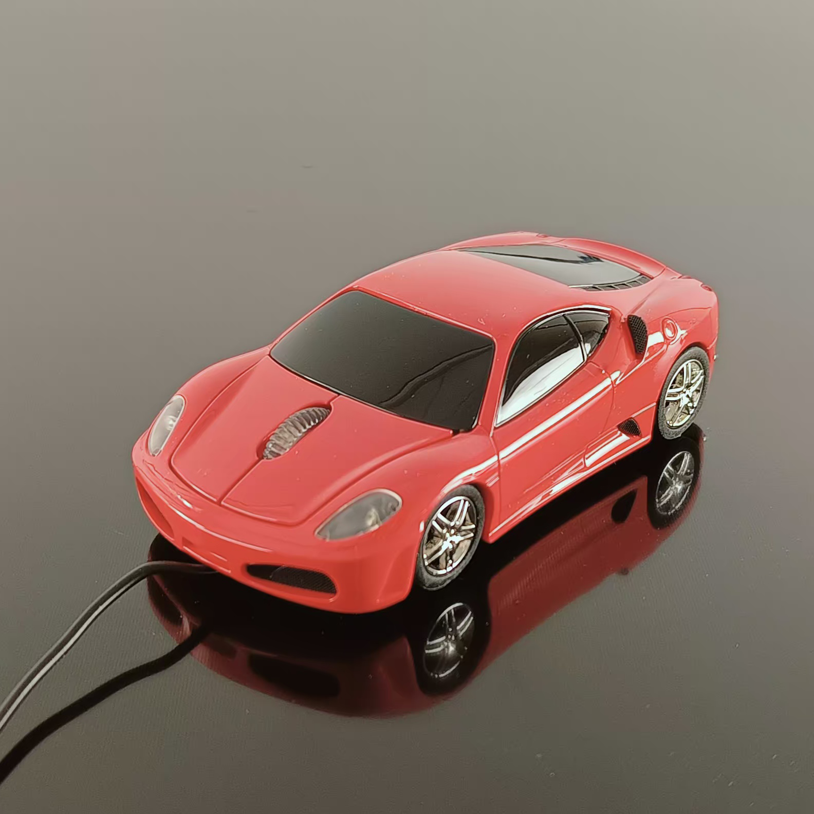 Мышь QUMO Q-DRIVE проводная оптическая Ferrari F430 (Цвет красный)