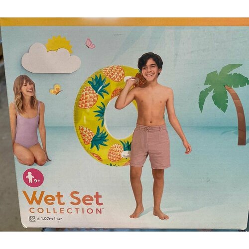 Круг надувной Ананасы с ручками-держателями 107см 1516₽