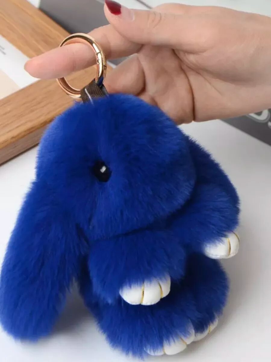 Брелок игрушка для ключей и сумок кролик из меха синий