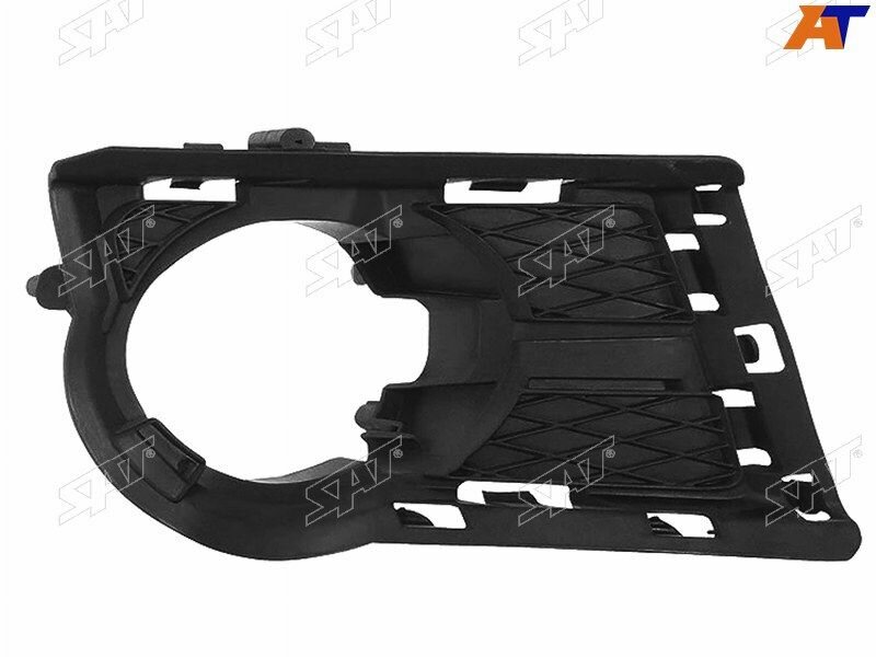 . SAT Оправа ПТФ для VW TIGUAN 07-11 правая
