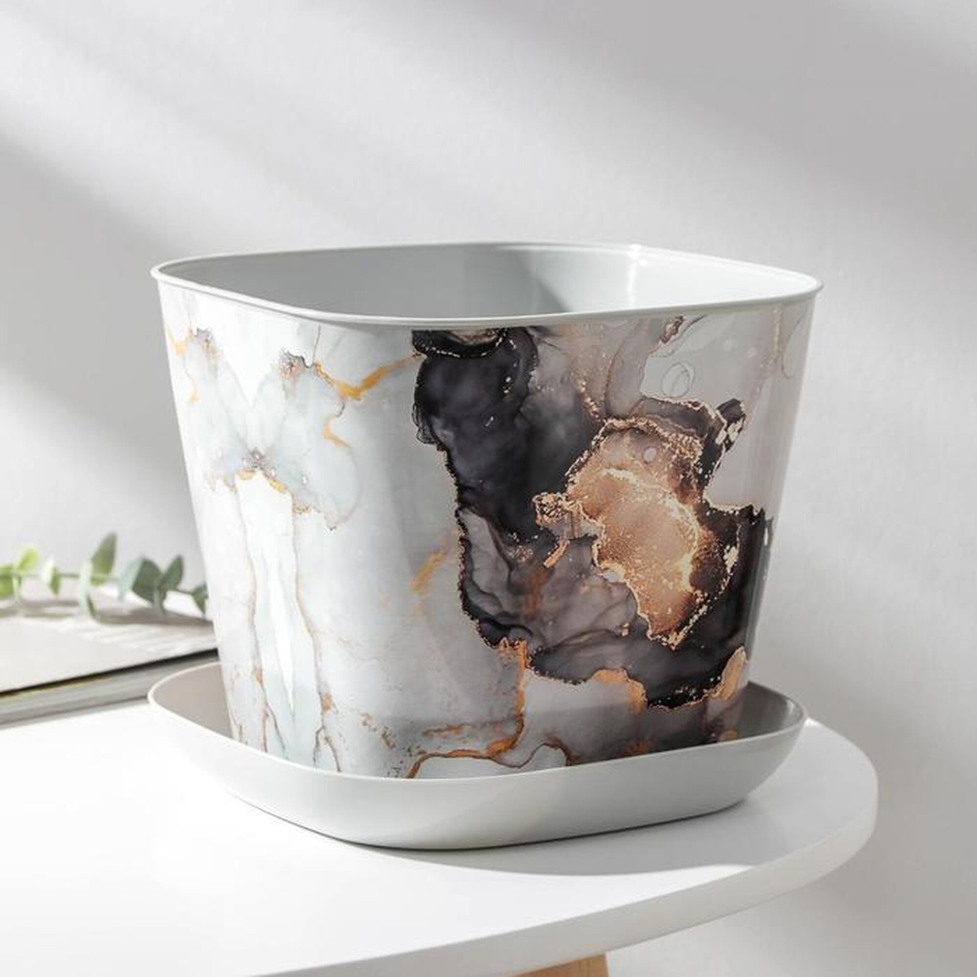 Горшок с поддоном «Мрамор» 3.7 л пластиковый светло-серый