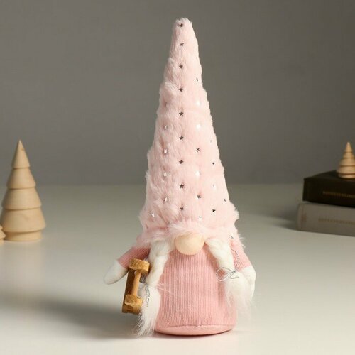 Кукла КНР Бабуся в меховом розовом колпаке со звездами и санками, новогодняя, интерьерная, 32 см (9488058)