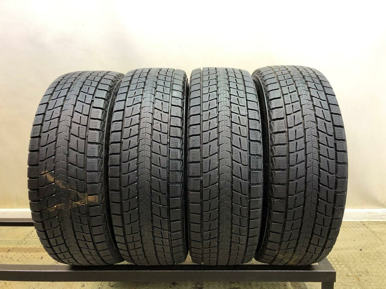 Dunlop Winter Maxx SJ8 225/60 R17 БУ Шины Зимние