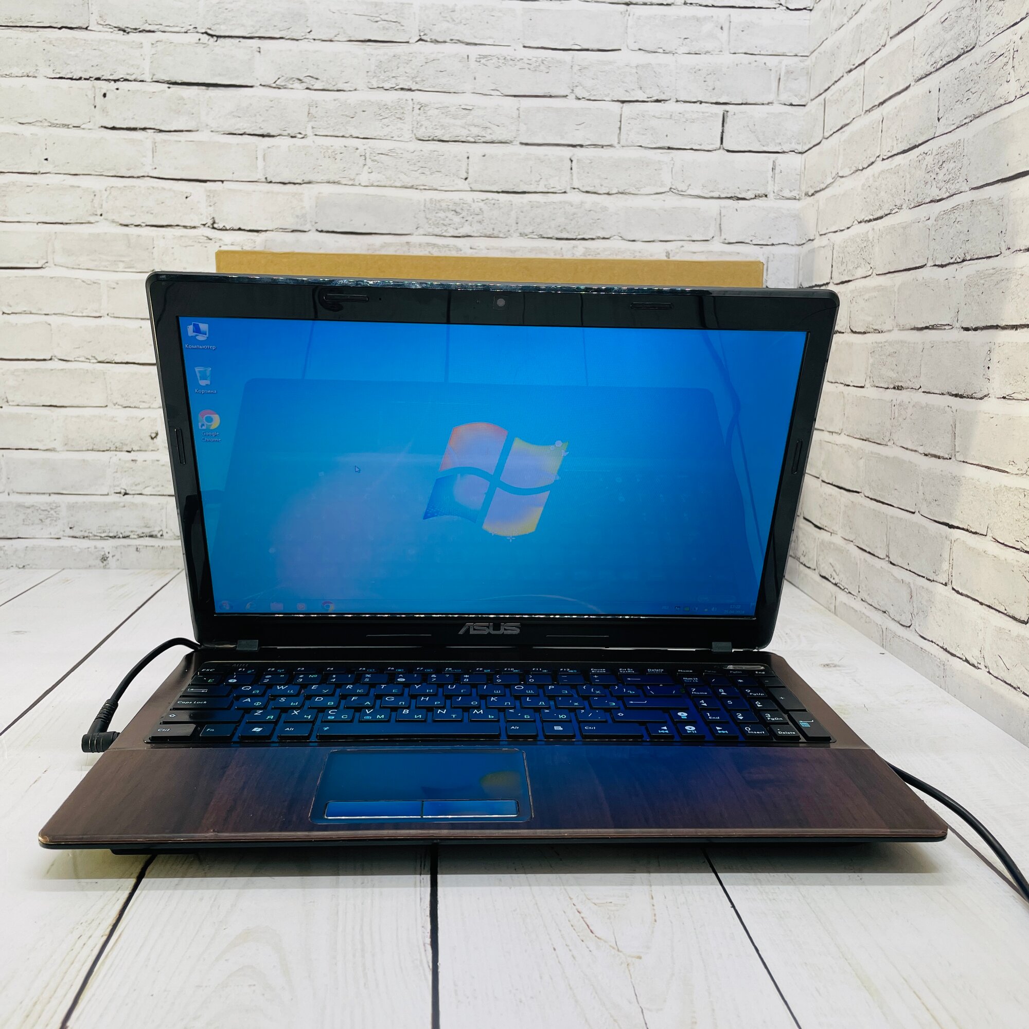 Игровой ноутбук Asus X53S - 15.6", Intel Core I5-2410M, 4Gb DDR3, 500Gb HDD, GeForce GT540M