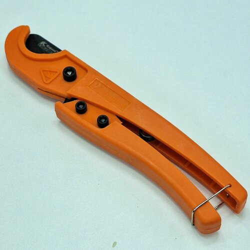 Ножницы для пластиковых труб Kapusi K-0080, диаметр трубы до 1-1/4