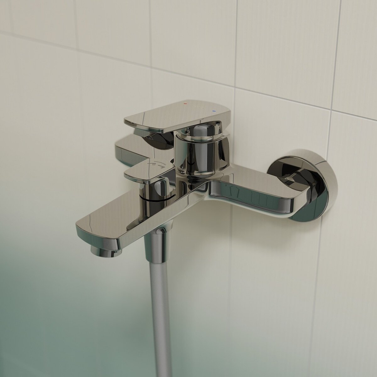 Смеситель для ванны и душа IDDIS Ever EVESB00i02WA глянцевый хром — фото 1