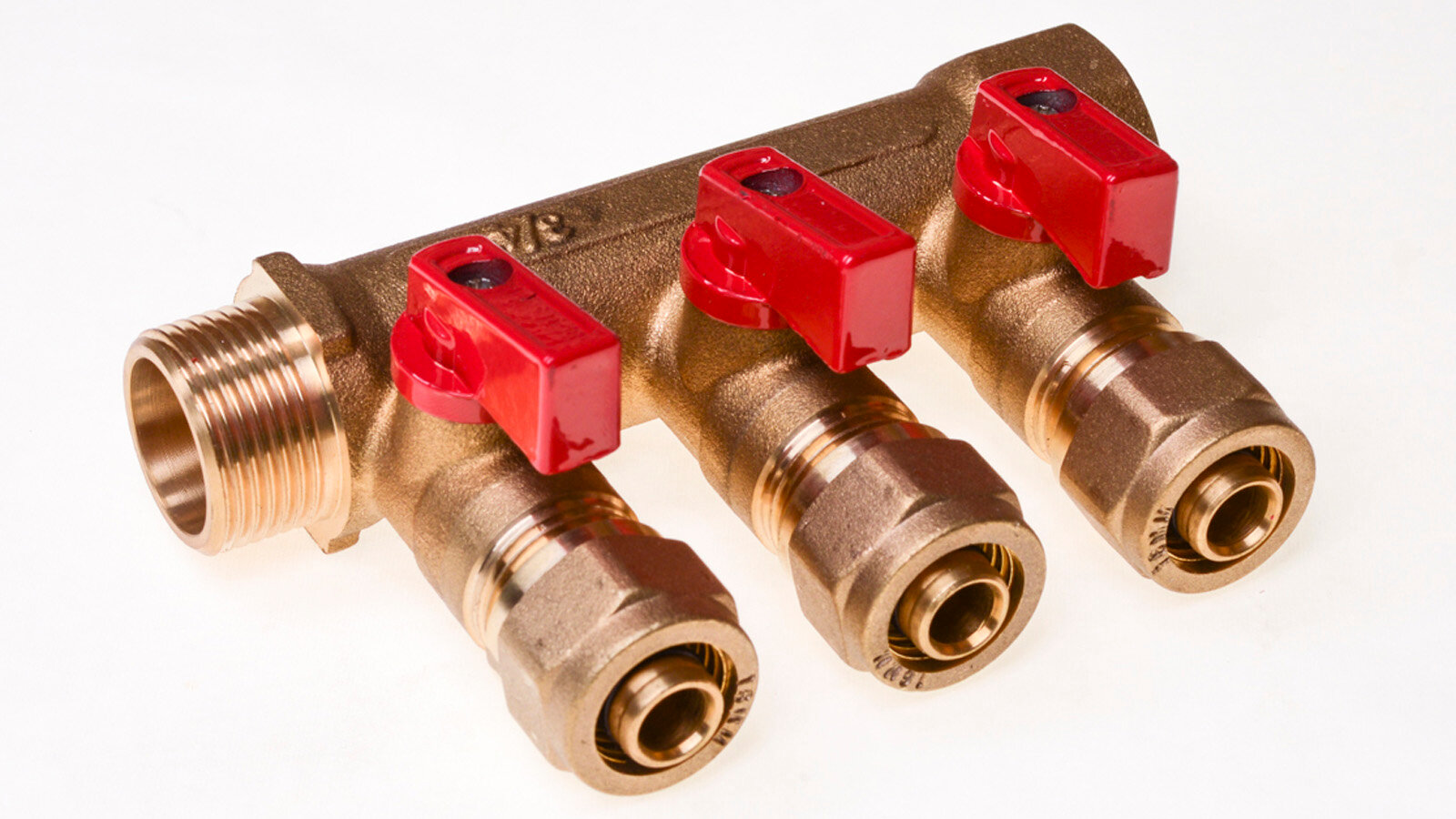 Коллектор ф3/4 ВР/НР с кранами 16ц*3 выхода — фото 1