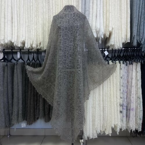 фото Платок орчанка,120х120 см, серый