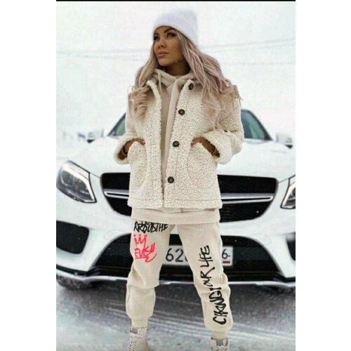 фото Костюм, размер 44, бежевый нет бренда