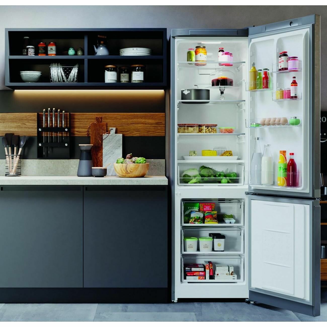 Холодильник HOTPOINT-ARISTON HT 5201I S,серебристый - фотография № 7