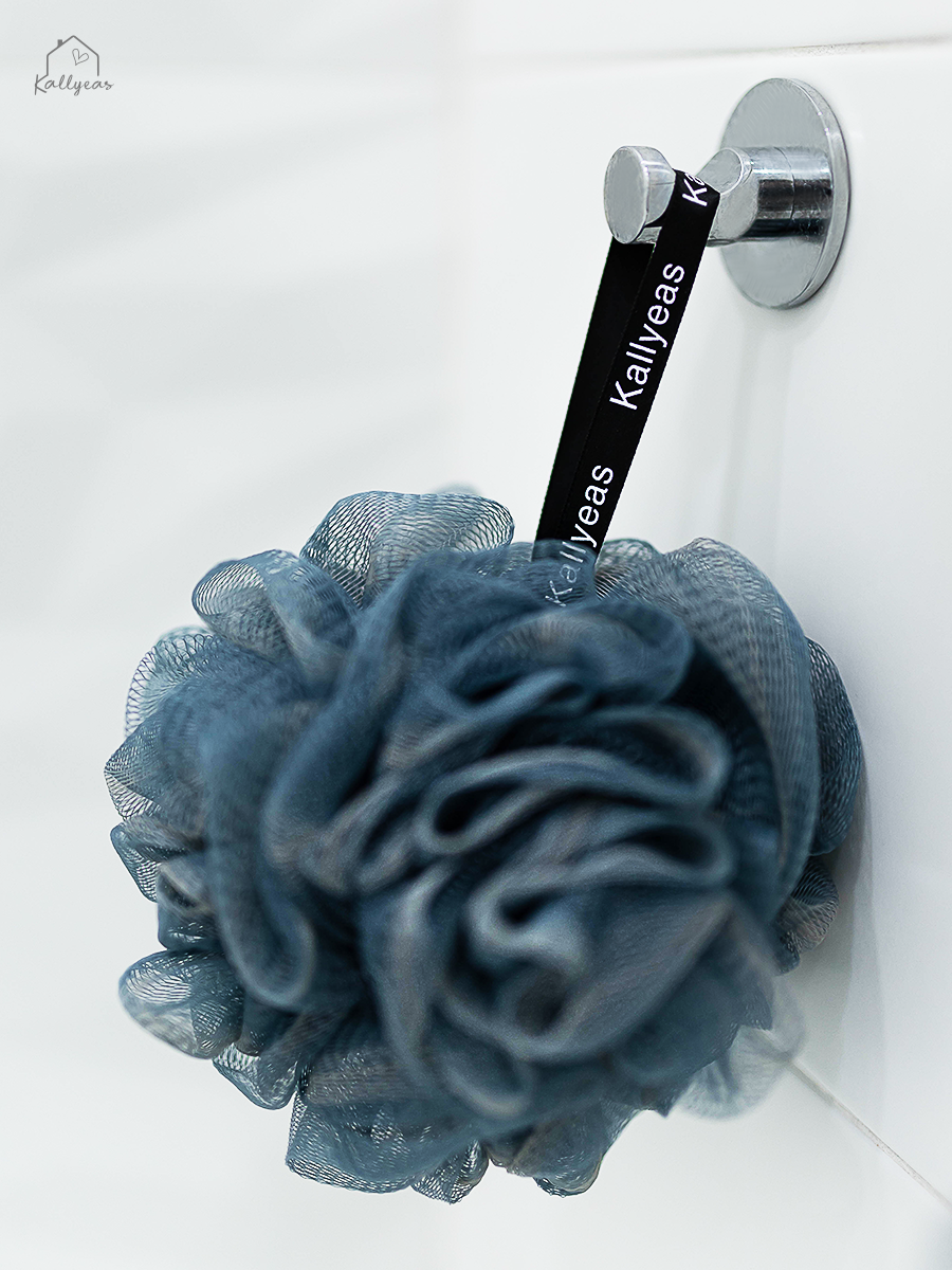 Мочалка для тела Kallyeas, двухцветная, массажная, круглая, темно-синяя — фото 1