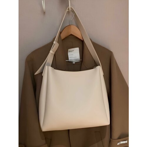 Сумка тоут Rokky Rabbit, фактура матовая, черный