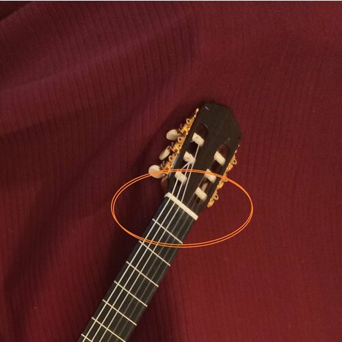 Верхний порожек для гитары 45мм, цвет белый