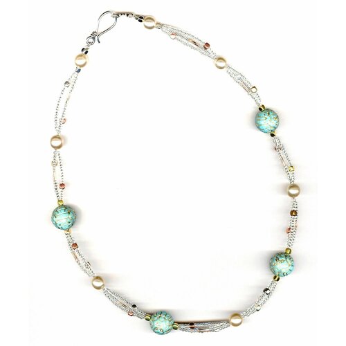 Колье ARMONIA, искусственный камень, акрил, бисер, длина 45 см, белый, серебряный