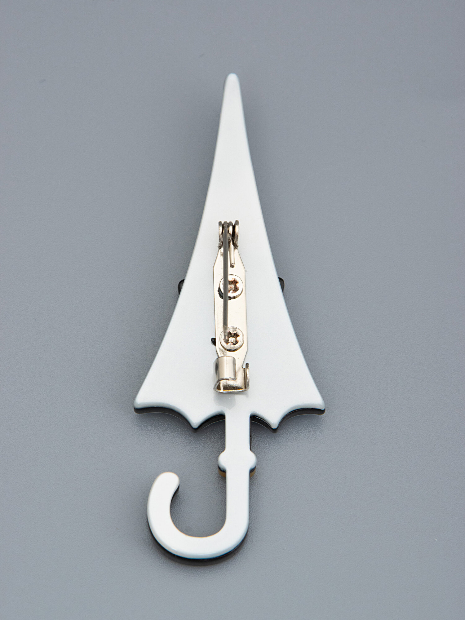 Брошь ЖемАрт, акрил, белый — фото 1